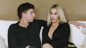 Hot Desi Mommy Giving Deep Throat To Guest In Kitchen Amateur