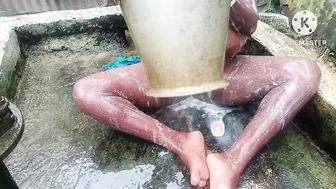 Desi Housewife Bathing Nude Outdoors Rubbing Juicy Boobs Chut