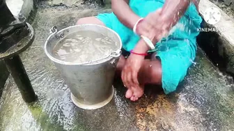 Desi Housewife Bathing Nude Outdoors Rubbing Juicy Boobs Chut