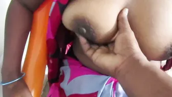 Tamil Horny Aunty Flashing Massive Boobs With Moans In Kitchen