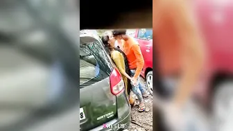 Padosan Parking Lot Mein Desi Lover Lund Pe Uchal Rahi