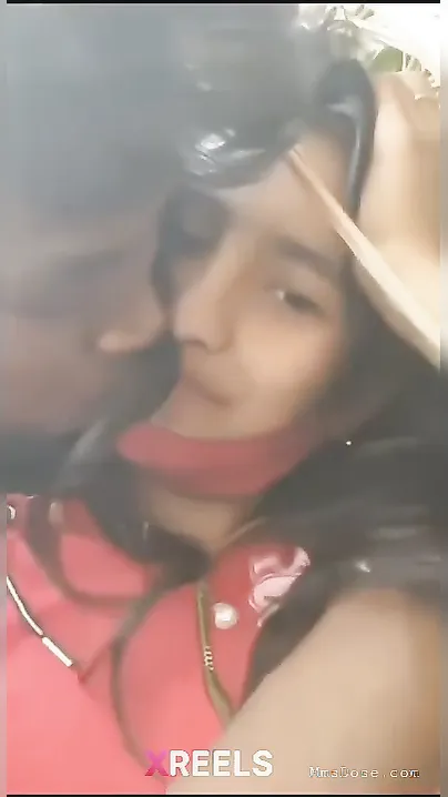 Cute Gf's Boobs Pussy Rubbed Outdoor By Bf Near Chai Tapri