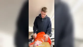 Rich Punjabi Wifey Bouncing On Male Friend's Lund In Luxury Flat