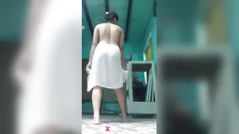 Desi Randi Nude Naach With Jhumkas In Bedroom Mirror