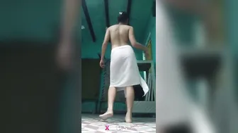 Desi Randi Nude Naach With Jhumkas In Bedroom Mirror