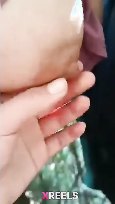 Didi Behene Jungle Trek Pe Rizz Ladke Se Chudai Kar Rahi