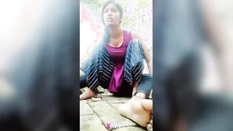 Shy Desi Gf Riding Bf’s Dick Outdoor Near Punjab Highway