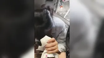 Cute Desi Babe Car Mein Haath Se Lund Hilati