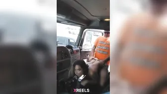 Car Park Mein Horny Desi Chus Ke Chud Rahi Naye Ladke Se