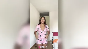 Nri Desi Insta Bhabhi Foreign Bf Se Chudai Session