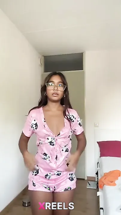 Nri Desi Insta Bhabhi Foreign Bf Se Chudai Session