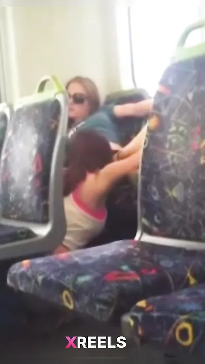 Besham Hentai Desi Ladki Bus Piche Oral Deti Pakdi Gayi