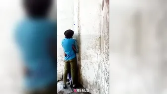 Punjabi Jodi Bahar Sarso Ke Khet Mein Garam Kiss Karte Hue