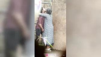 Young Desi Lovers Secretly Grinding In Backyard