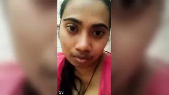 Desi Big Boobs Babe Pissing Wildly In Viral Bathroom Clip