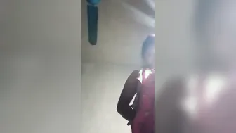 Desi Babe Peeling Off Nighty Exposing Juicy Tits