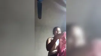 Desi Babe Peeling Off Nighty Exposing Juicy Tits