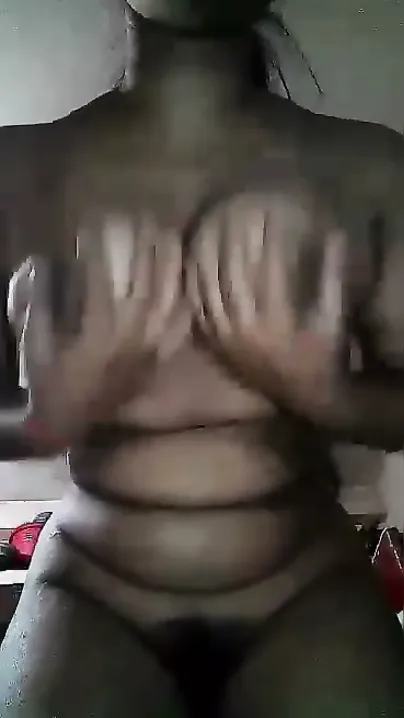 Horny Bhabhi Spreading Asshole Fingering With Filthy Gaali Talk