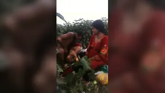 Dehati Couples Swapping Wives For Raw Pussy Pounding In Fields