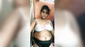 Lip Biting Naked Boudi Teasing Dehati Pussy On Cam