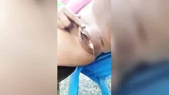 Wet Desi Chut Dripping Ras On Thighs In Steamy Show