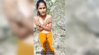 White Boob Desi Babe Flashing Tits Outdoor Mango Grove