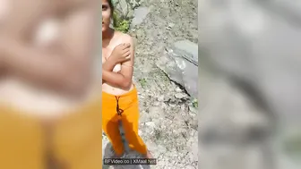 White Boob Desi Babe Flashing Tits Outdoor Mango Grove