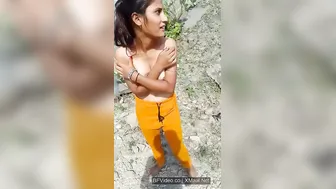 White Boob Desi Babe Flashing Tits Outdoor Mango Grove