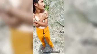 White Boob Desi Babe Flashing Tits Outdoor Mango Grove