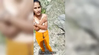 White Boob Desi Babe Flashing Tits Outdoor Mango Grove