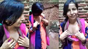 Village Randi Flashing Juicy Boobs To Bf In Sugarcane Field