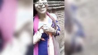 Village Randi Flashing Juicy Boobs To Bf In Sugarcane Field
