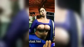 Trans Desi Showing Massive Boobs Daringly In Truck Stop