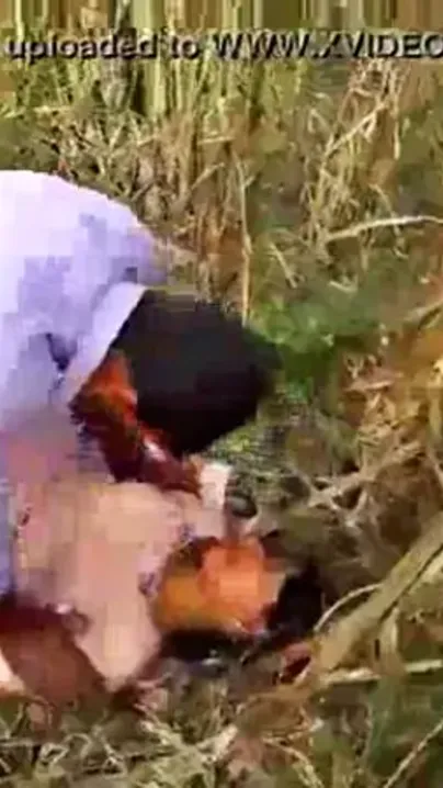 Bhabhi Outdoor Chudai Leaked Online Near Village Pond Hot
