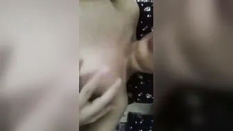 Indian Gf Fingering Hairy Desi Pussy Moaning In Lungi On Cot