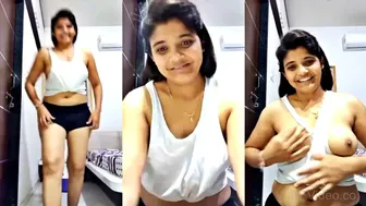 Lovely Indian Gf Lifting Top For Boob Show Mms Sensation
