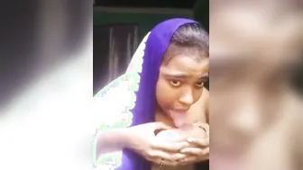 Cheeky Bhabhi Bouncing Massive Boobs In Nighty Cam Show