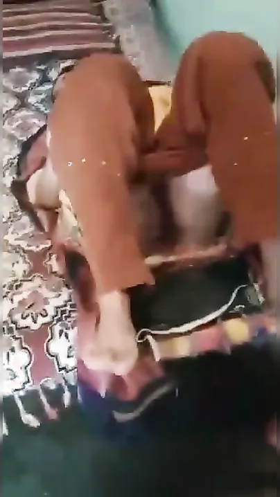 Pakistani Bhabhi's Steamy Chudai Scandal Rocking Mms Circuits
