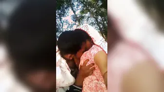 Desi Bade Boobs Dabao Outdoor Jungle Chudai Mms