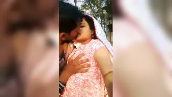Desi Bade Boobs Dabao Outdoor Jungle Chudai Mms