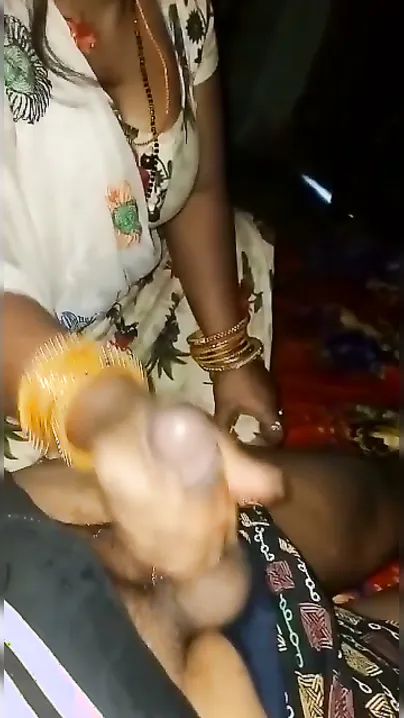 Bihari Wifey Gagging On Hubby's Dick In Bedroom Quickie Vid