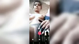 Dehati Ladki Flashing Bushy Chut On Video Call