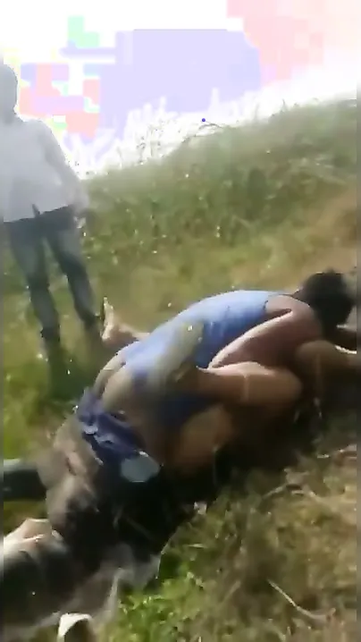 Gaon Ke Randiyan Group Chudai In Open Field Video