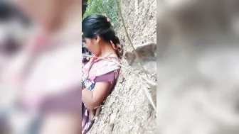 Bhabhi's Outdoor Chudai Mms With Lover In Fields Heat