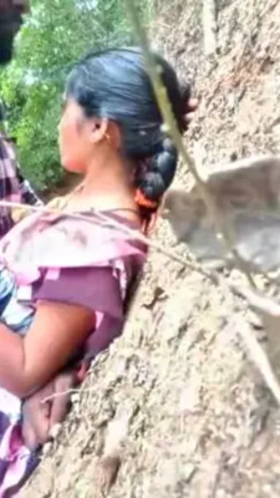 Bhabhi's Outdoor Chudai Mms With Lover In Fields Heat