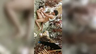 Village Couple Fucking Wildly In Fields Mms Leaked Online