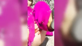 Pakistani Bhabhi Flashing Juicy Boobs In Khet Exposure