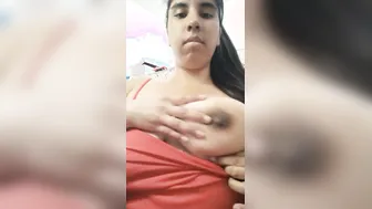 Desi Bbw Wifey Flashing Huge Melons In Backyard Chaat Time