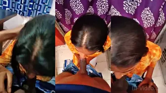 Desi Salesgirl Gulping Dick Deep In Dirty Shop Toilet Stall