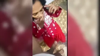 Desi Housemaid Sucking Owner's Lund Behind Kitchen Door